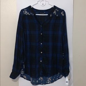 NWT Light weight button down